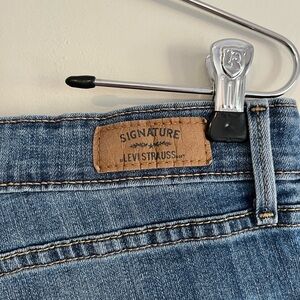 Signature by Levi Strauss Blue Jean Shorts (used)